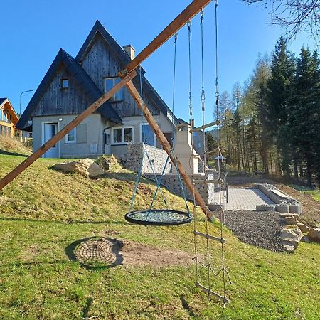 Villa Chaloupka Na Vrsku à Loučná pod Klínovcem Extérieur photo